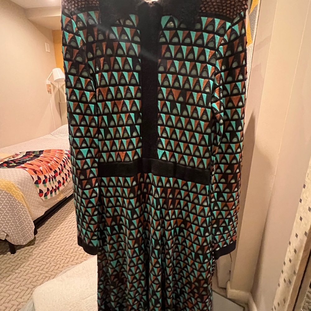 Elegant Geometric Patterned Dress
